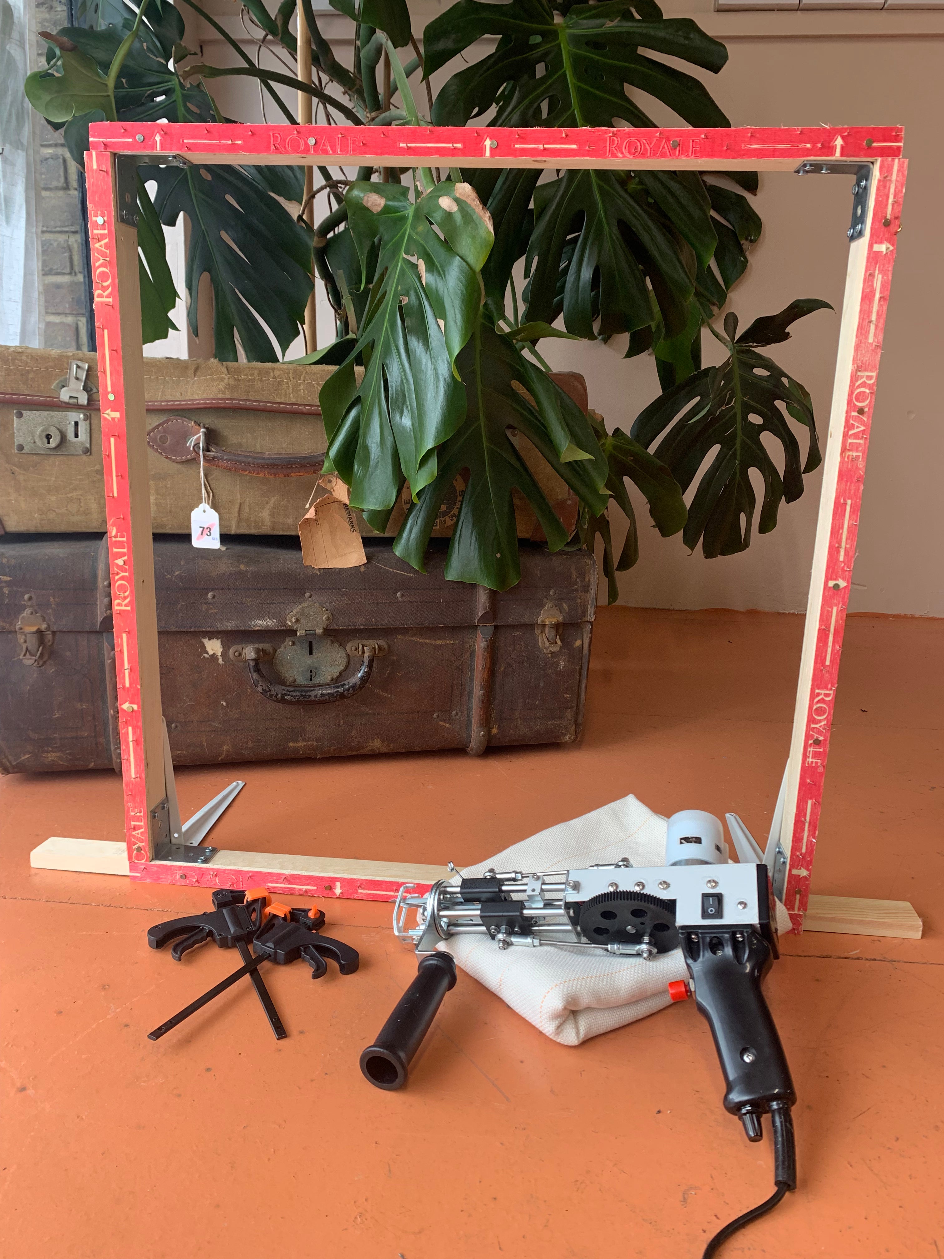 Tufting Gun Starter Kit Including: Tufting Machine AK, Clamps, Fabric & Yarn