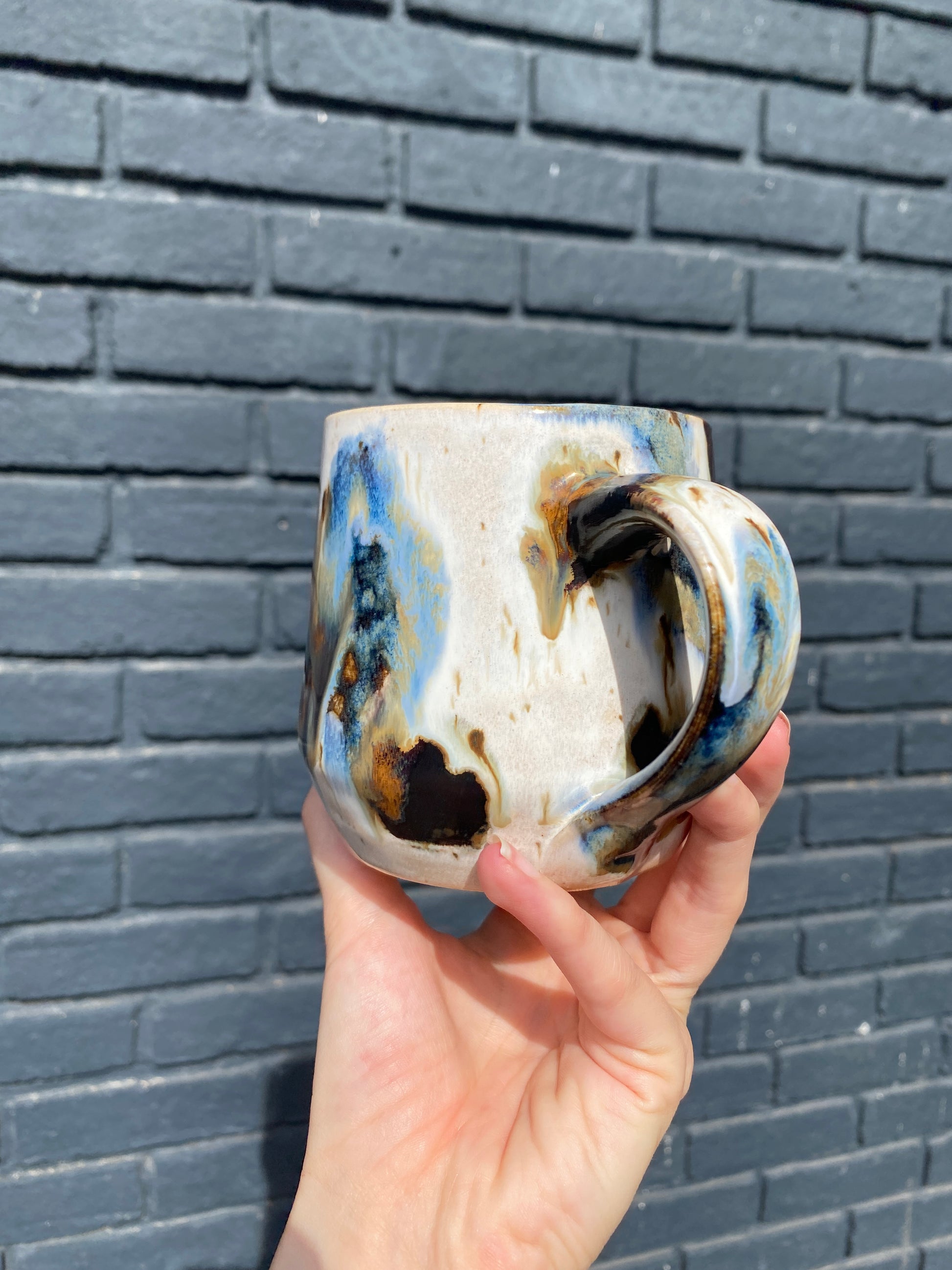 Abstract horizon mug