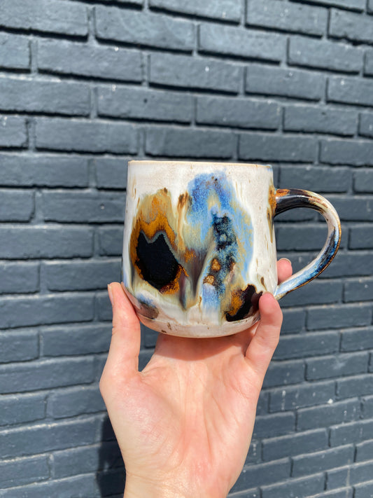 Abstract horizon mug